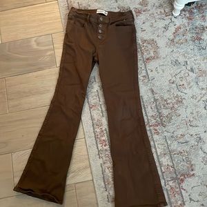 Brown Abercrombie high rise kids flare jeans. Worn 2-3 times . Great condition